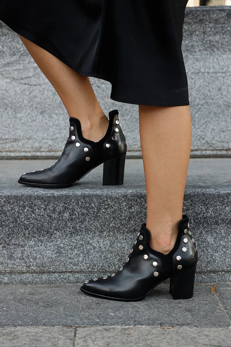 Anouk™ | Ankle Boots with Studs