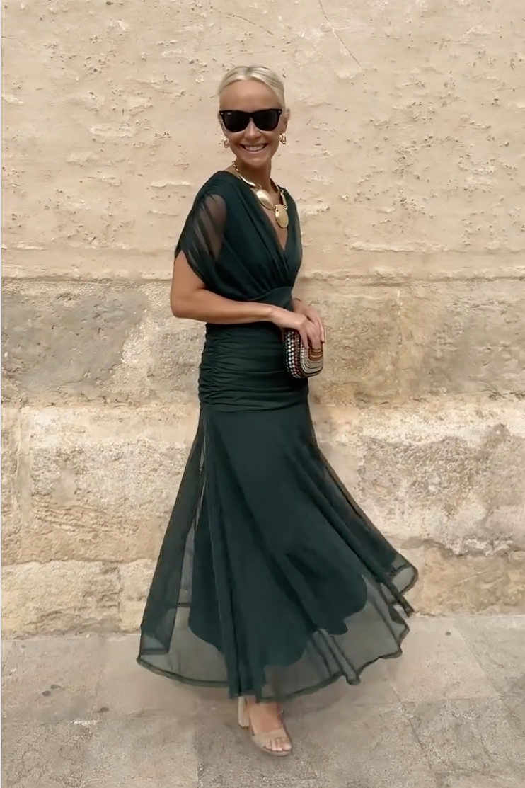 Louise | Elegante Feestjurk met V-hals