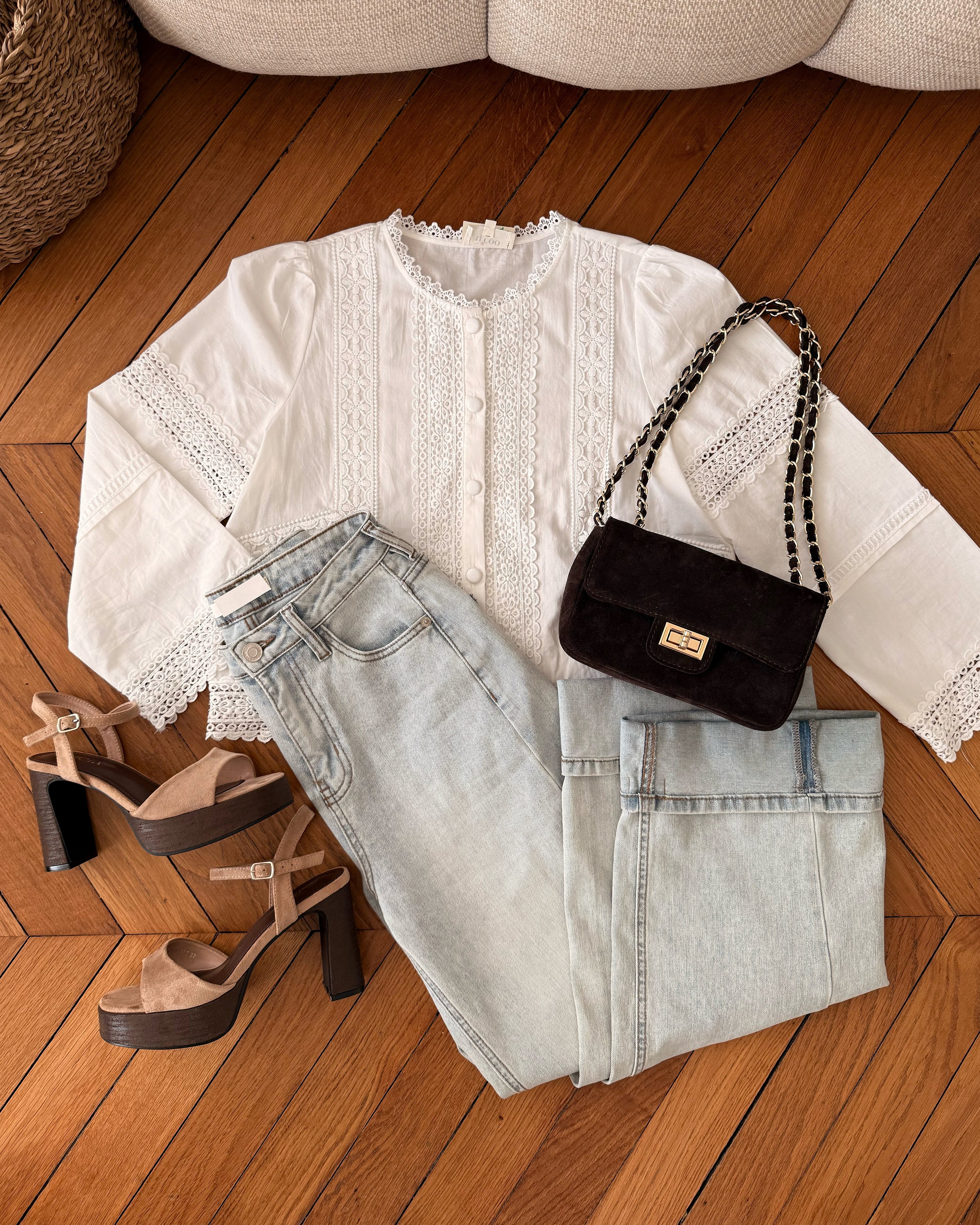 Jane - Geborduurde Blouse