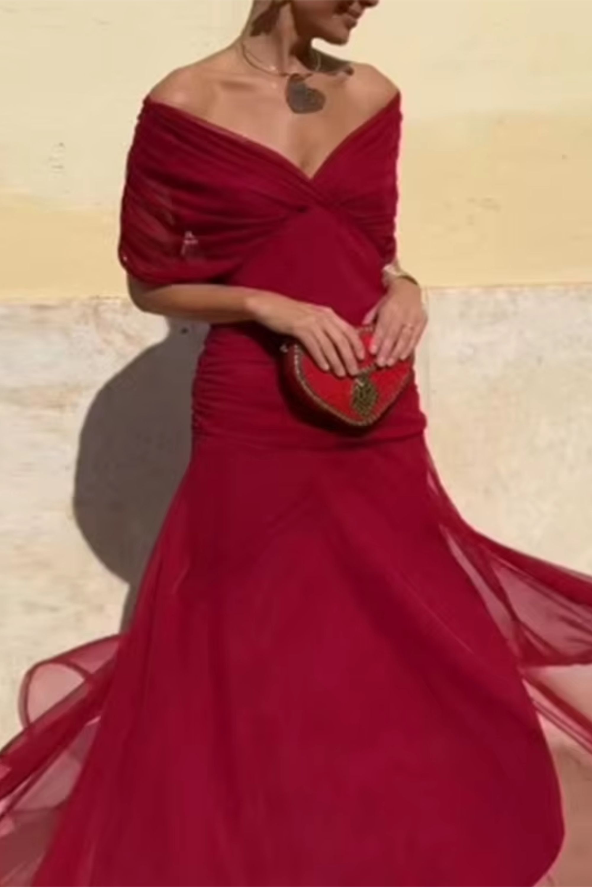 Louise | Elegante Feestjurk met V-hals