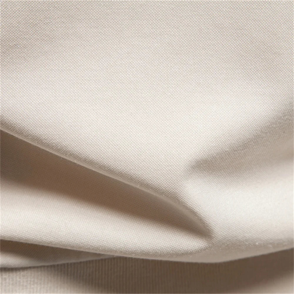 LindenBoutique™ | Ademend Poloshirt Met V-Hals